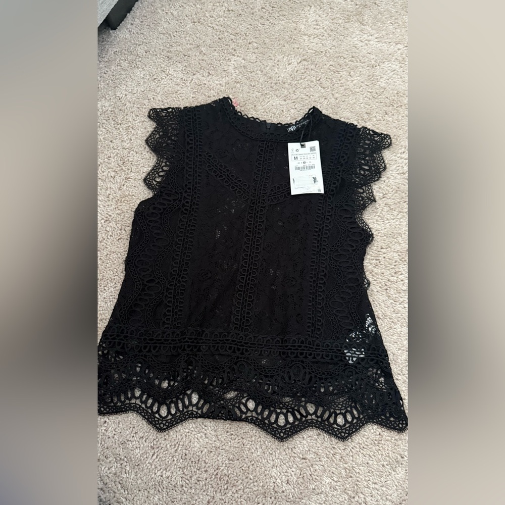 Zara Black Cropped Ruffled Blouse